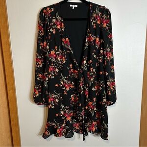 Miami Black/Red/Orange Floral Shrug Dainty Medium Front Tie